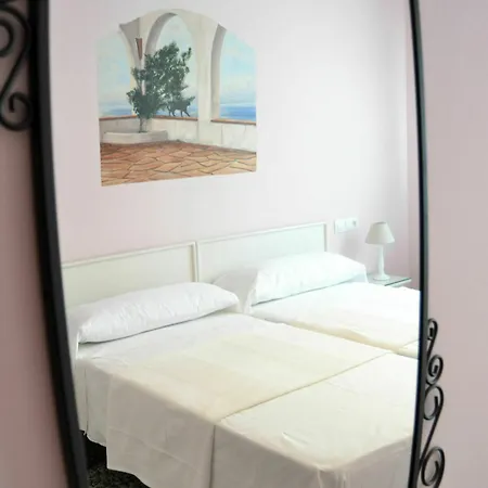 Isabel Ii Guest house *
