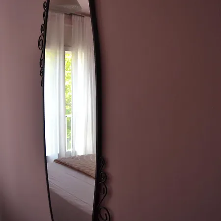 Guest house Isabel Ii Figueres (Girona)