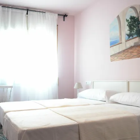 Guest house Isabel Ii *