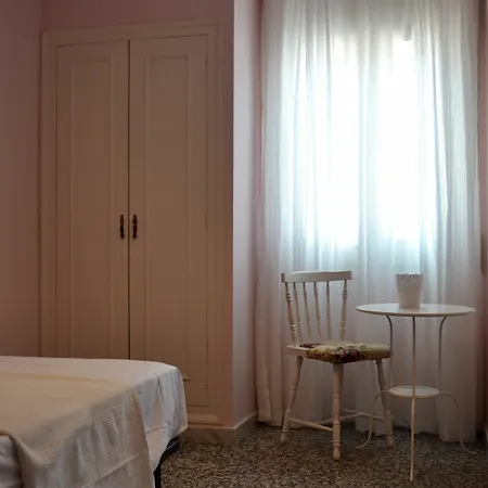 Guest house Isabel Ii *